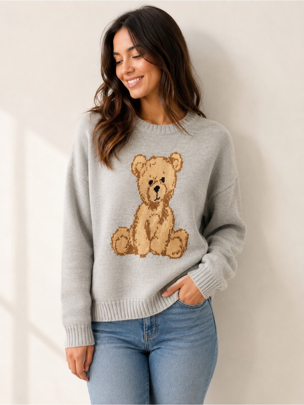 Aeropostale Light Gray Crewneck Sweater Tan Teddy Bear motif M